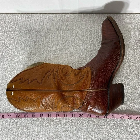Vintage Leather Western Cowboy Boots With Vibram Soles 8.5